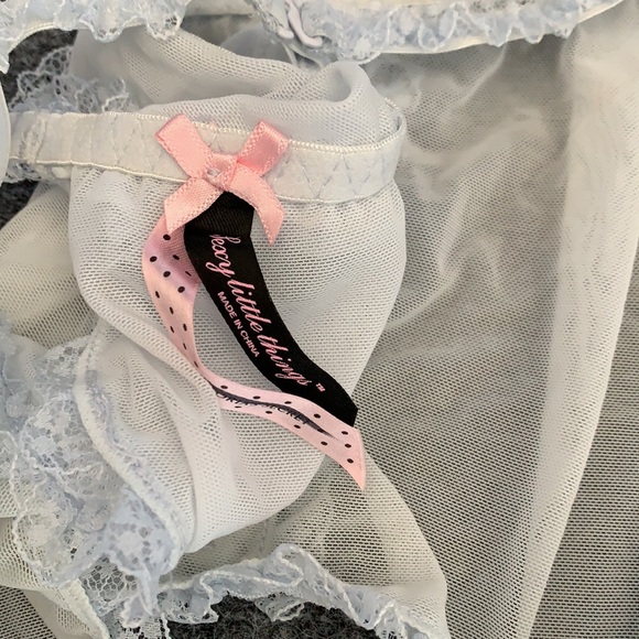 Victoria’s Secret Skirt Garter Belt - Picture 4 of 4